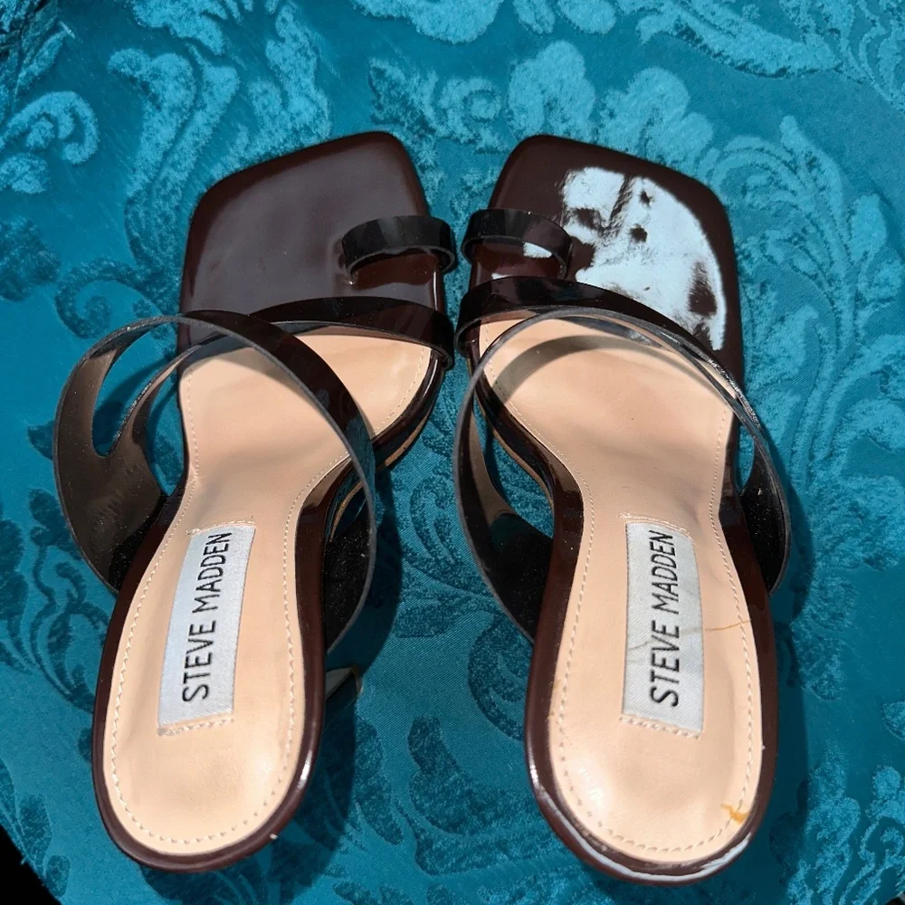 Heels - Picture 5 of 5